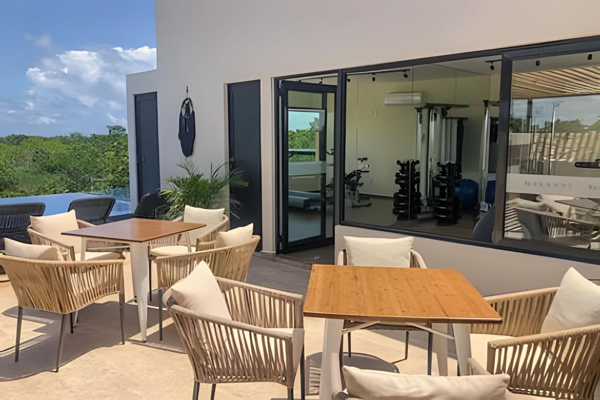 Suit Next To The Common Top Roof Exclusive Building Kingsize Bed 2 Super Pools, Gym, Grill Tulum Exterior photo