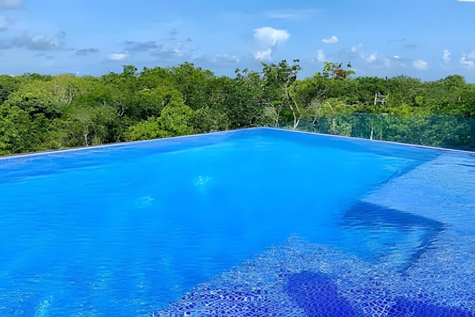 Suit Next To The Common Top Roof Exclusive Building Kingsize Bed 2 Super Pools, Gym, Grill Tulum Exterior photo