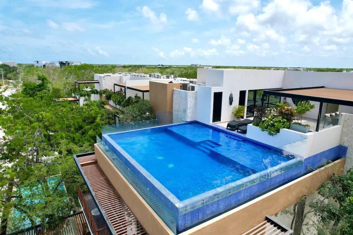 Suit Next To The Common Top Roof Exclusive Building Kingsize Bed 2 Super Pools, Gym, Grill Tulum Exterior photo